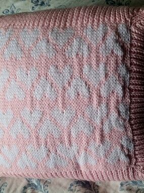 Pink and White Heart Knit Decorative Pillow Case